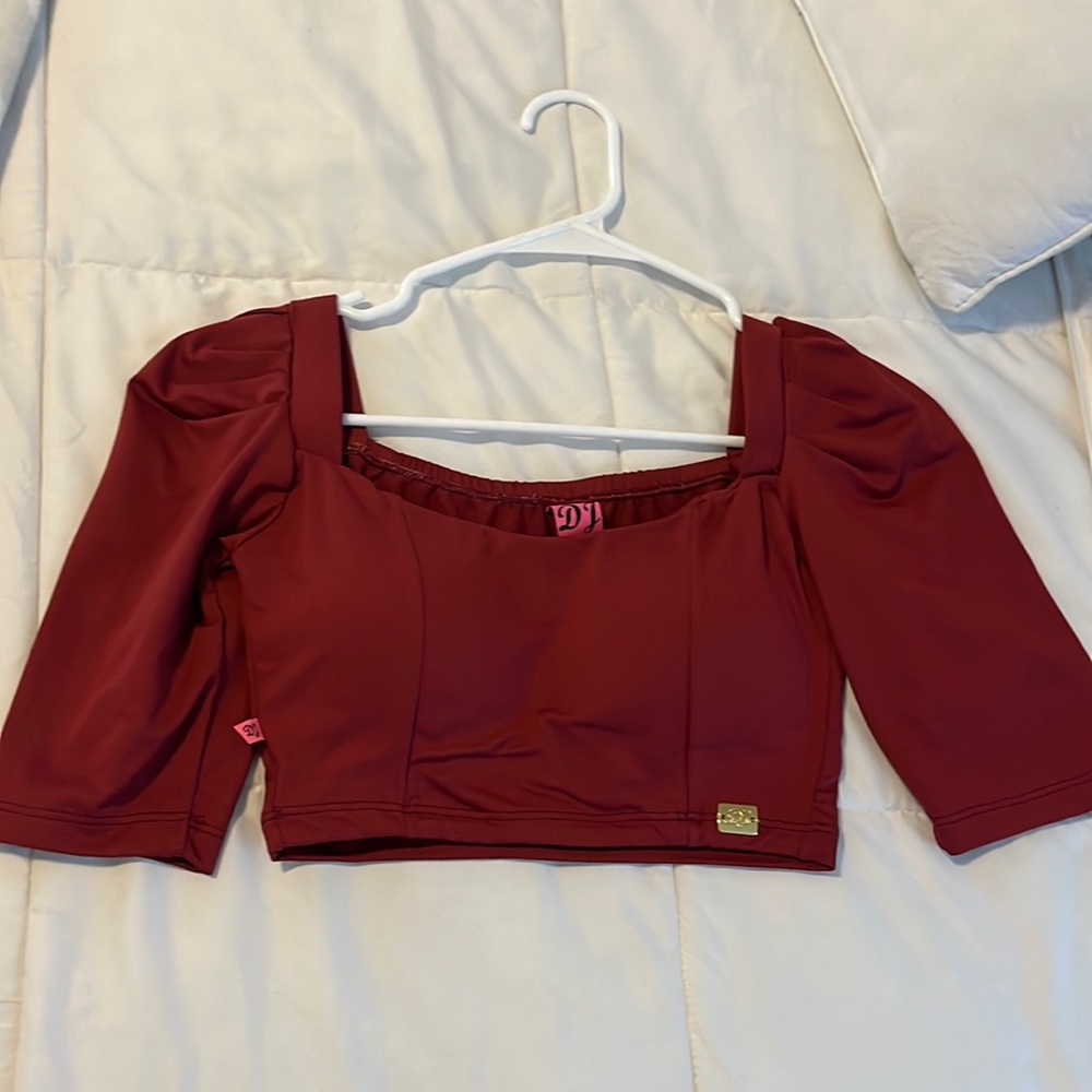 Small cropped top from brazil